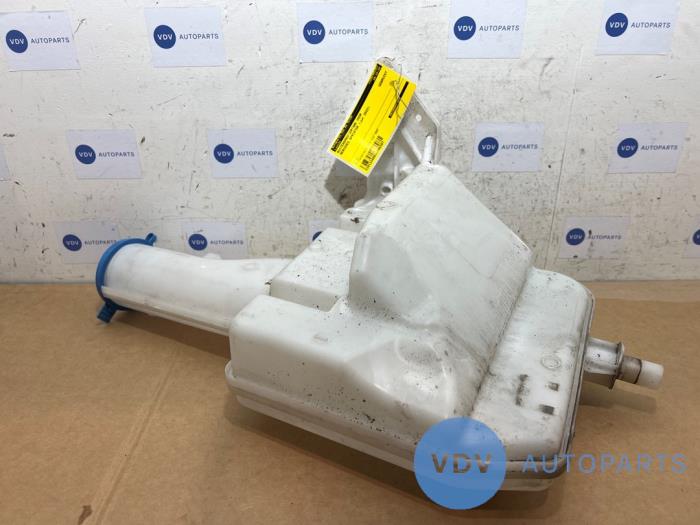 Front windscreen washer reservoir Mercedes Sprinter