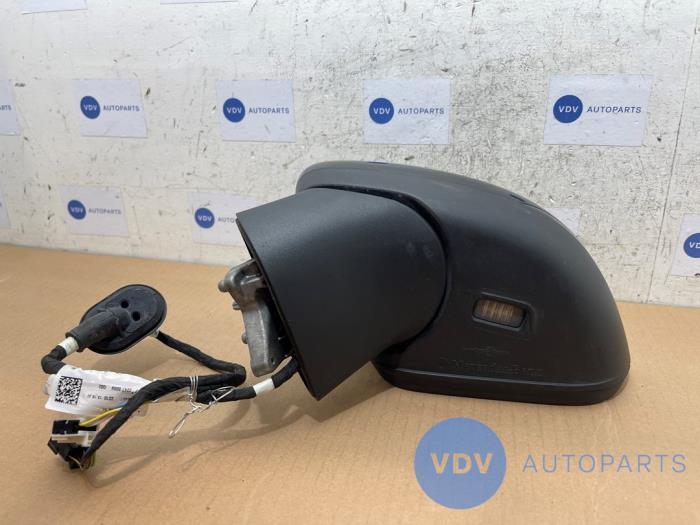 Lusterko zewnetrzne lewe Mercedes CLA