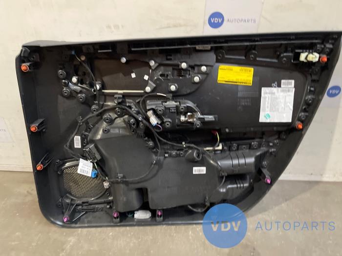 Portierbekleding 4Deurs links-voor Mercedes CLA