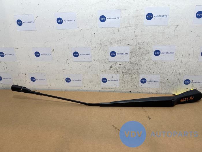 Scheibenwischerarm vorne Mercedes CLA