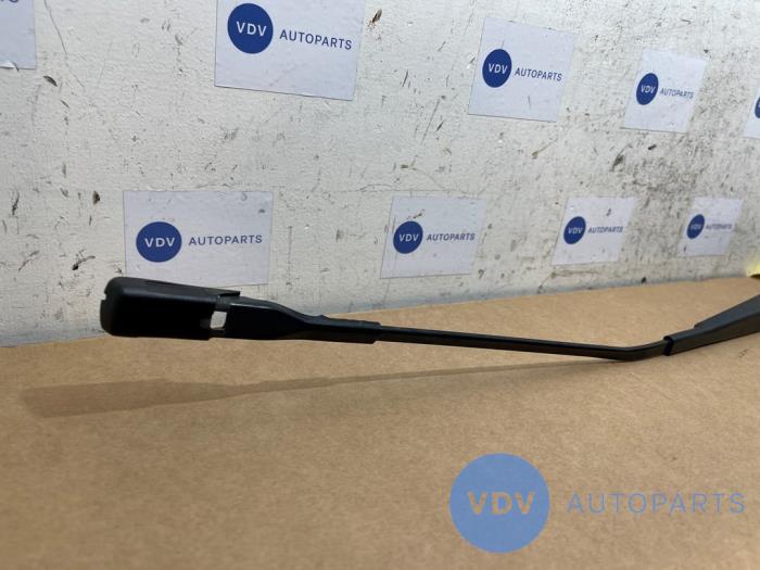 Scheibenwischerarm vorne Mercedes CLA