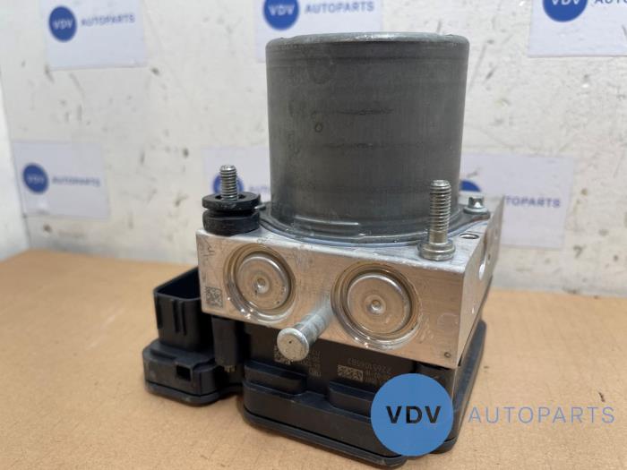 Pompe ABS Mercedes CLA