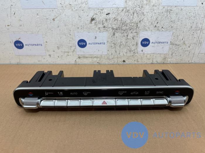 Panel sterowania nagrzewnicy Mercedes CLA