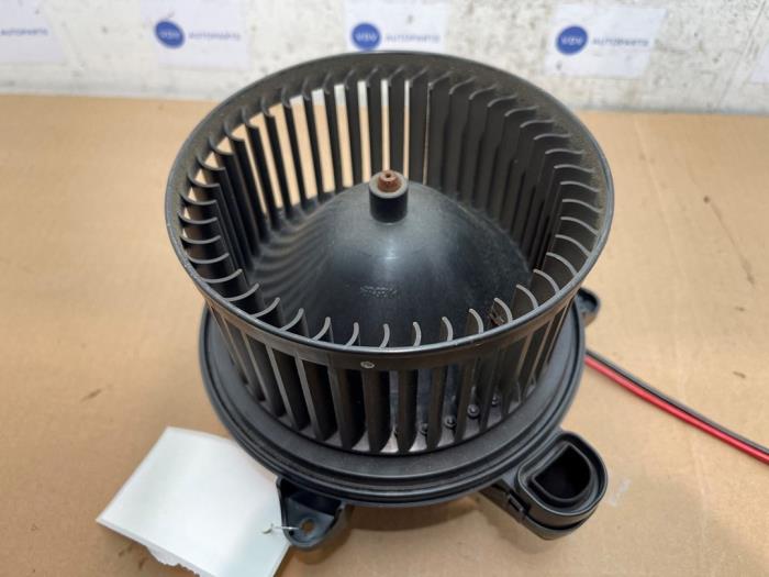 Moteur de ventilation chauffage Mercedes CLA