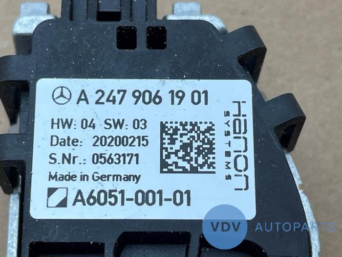 Regulator napiecia Mercedes CLA