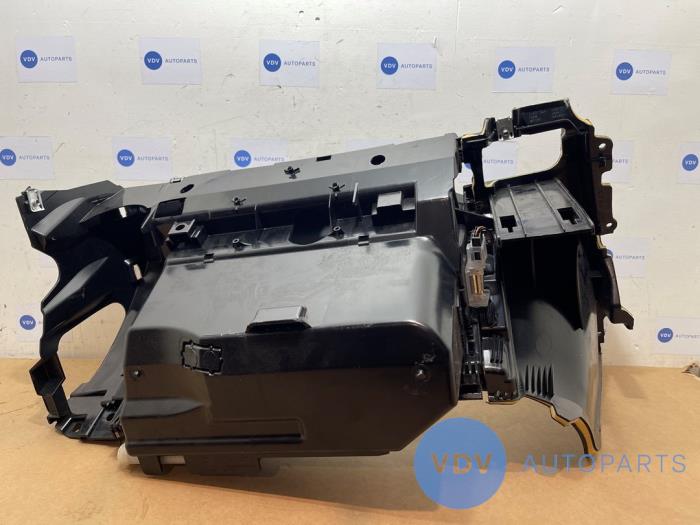Glovebox Mercedes E-Klasse