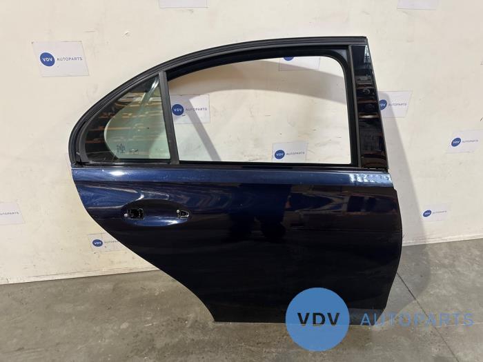 Drzwi prawe tylne wersja 4-drzwiowa Mercedes C-Klasse