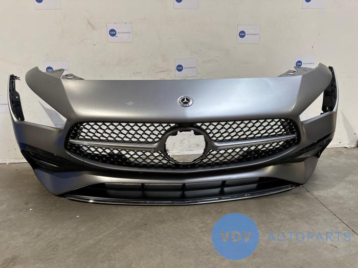 Zderzak przedni Mercedes CLA