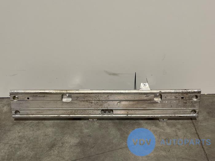 Motorbalk Mercedes GLE