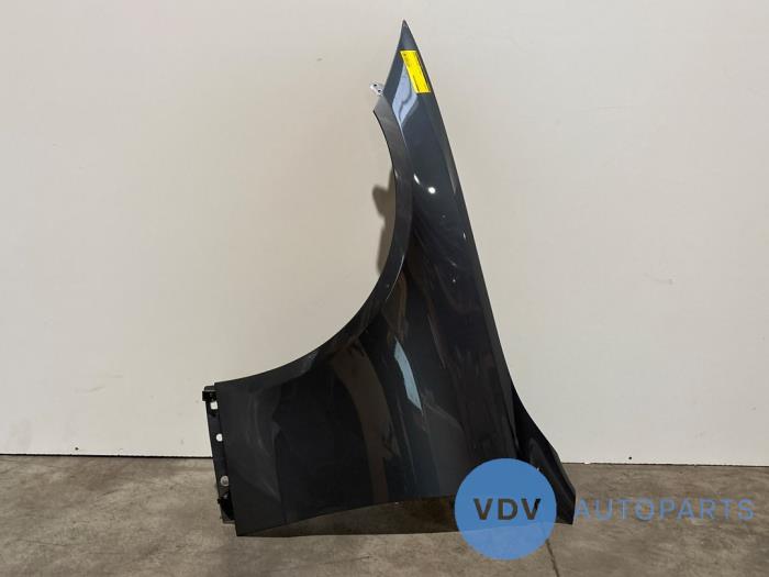 Front wing, left Mercedes C-Klasse