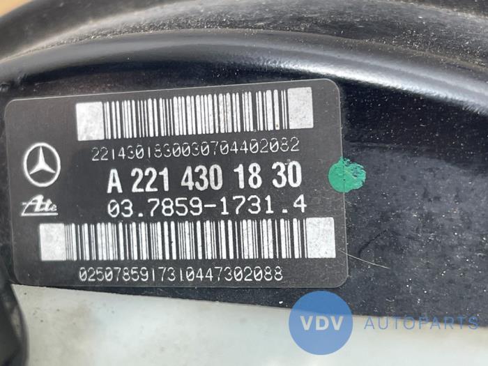 Assistant de freinage Mercedes S-Klasse