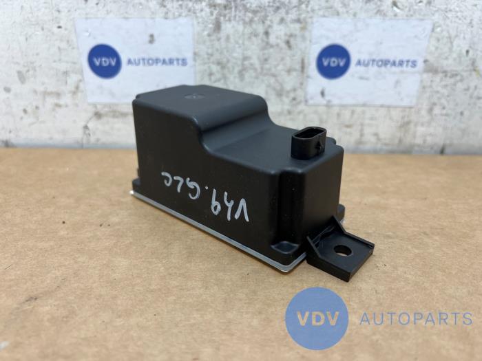 Voltage regulator Mercedes C-Klasse