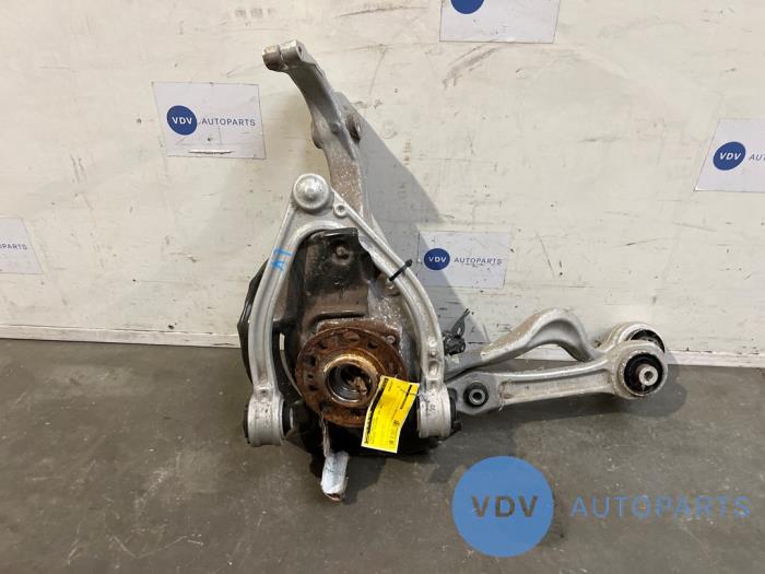 Fusee links-voor Mercedes S-Klasse