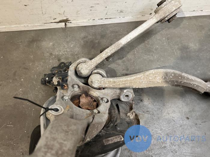 Knuckle, front right Mercedes S-Klasse