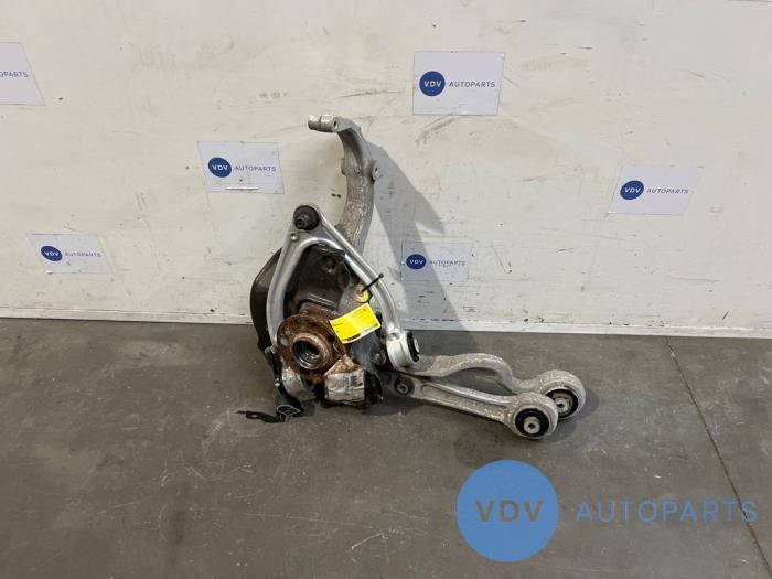 Fusee links-voor Mercedes S-Klasse