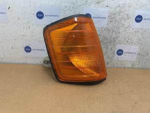 Nieuwe Pinker rechts Mercedes 190 (W201) 2.0 D Prijs € 48,40 Inclusief btw aangeboden door Autoparts Van De Velde