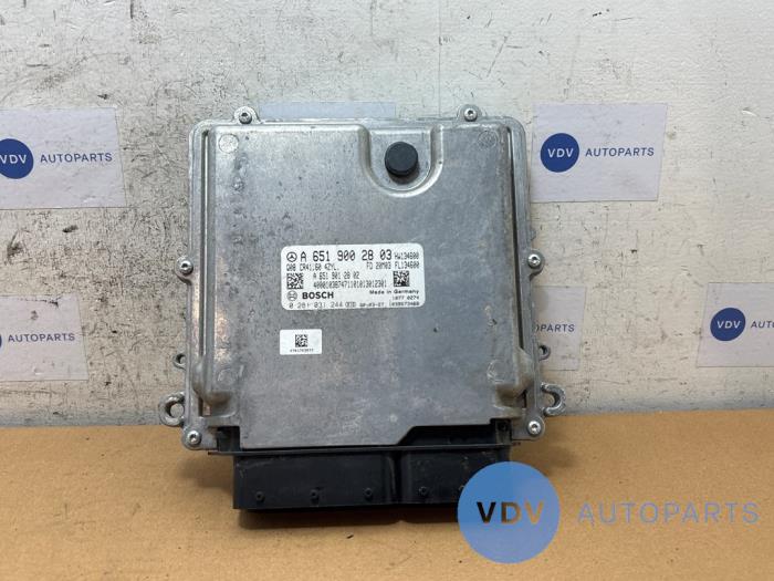 Kontaktslot + computer Mercedes Vito