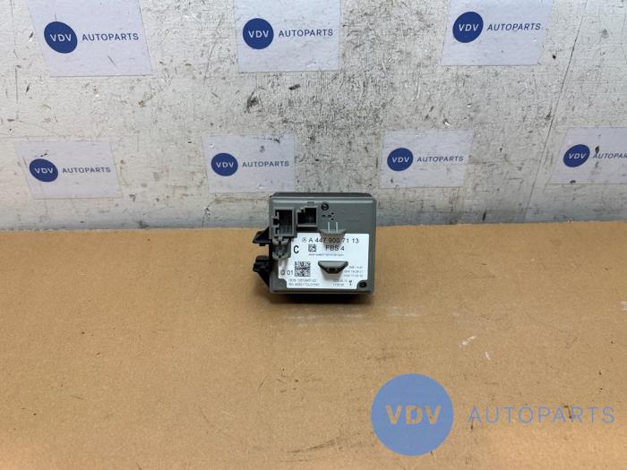 Kontaktslot + computer Mercedes Vito