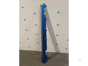 Gebruikte Dorpel rechts Mercedes A (W176) 2.0 A-45 AMG Turbo 16V 4-Matic Prijs € 181,50 Inclusief btw aangeboden door Autoparts Van De Velde