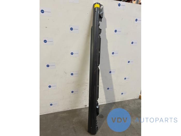 Próg prawy Mercedes C-Klasse