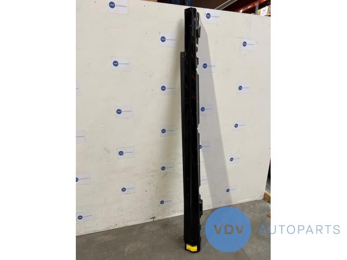 Próg prawy Mercedes C-Klasse