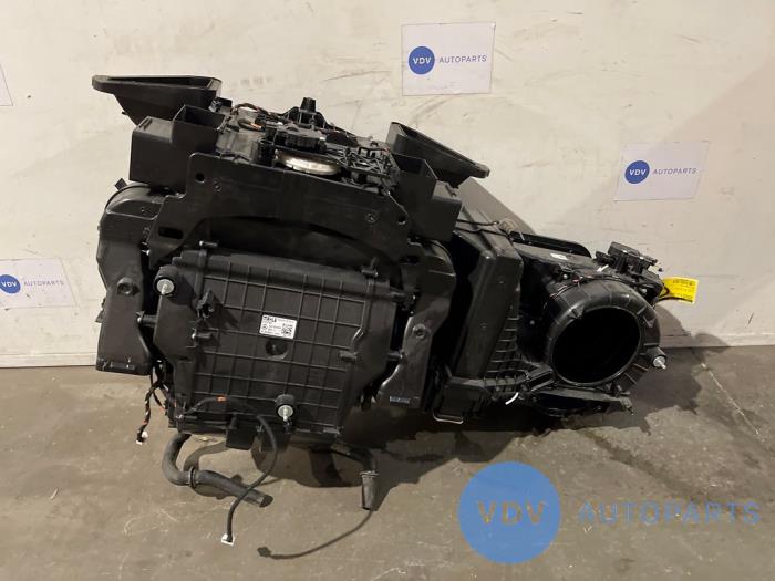 Cuerpo de calefactor Mercedes Vito