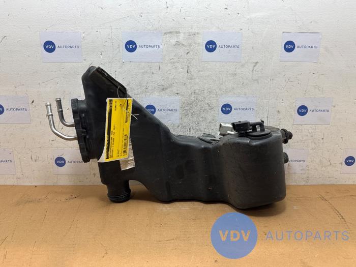 Ruitensproeiertank voor Mercedes C-Klasse