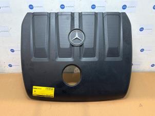 Gebruikte Afdekplaat motor Mercedes A (177.0) 1.5 A-160d Prijs € 60,50 Inclusief btw aangeboden door Autoparts Van De Velde