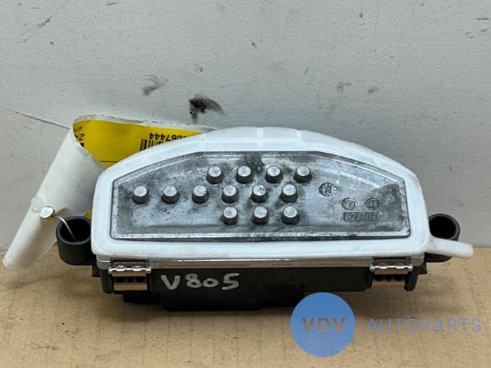 Regulator napiecia Mercedes Vito