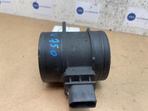 Gebruikte Luchtmassameter Mercedes Sprinter 5t (907.6) 519 CDI 3.0 V6 24V RWD Prijs € 60,50 Inclusief btw aangeboden door Autoparts Van De Velde