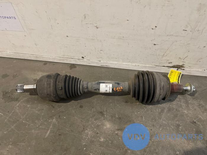 Arbre de transmission avant gauche Mercedes B-Klasse