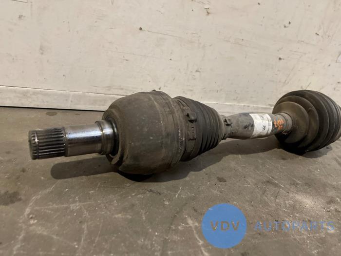 Aandrijfas links-voor Mercedes B-Klasse