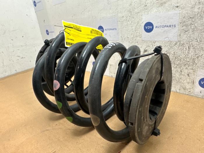 Schraubenfeder hinten Mercedes CLA