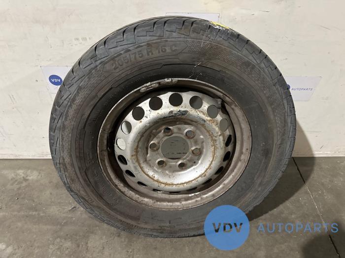 Llanta Mercedes Sprinter