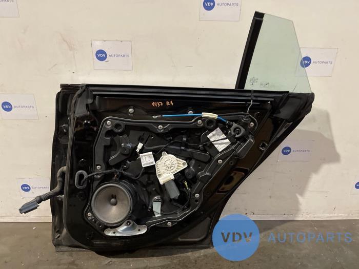Portière 4portes arrière droite Mercedes CLA