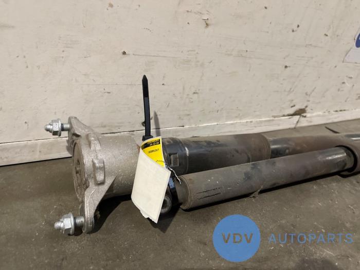 Shock absorber kit Mercedes CLA