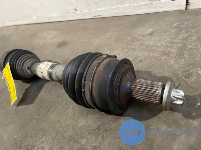 Aandrijfas links-voor Mercedes CLA