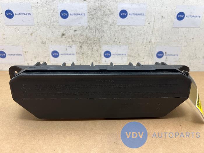 Knie airbag Mercedes C-Klasse