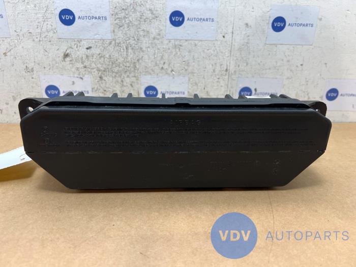 Knie airbag Mercedes C-Klasse