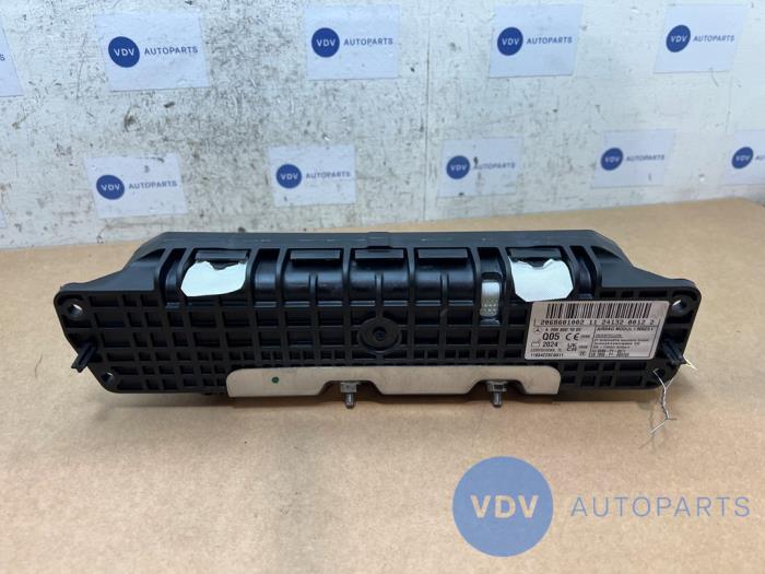 Knie airbag Mercedes C-Klasse