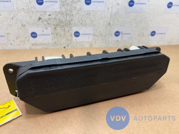 Knie airbag Mercedes C-Klasse