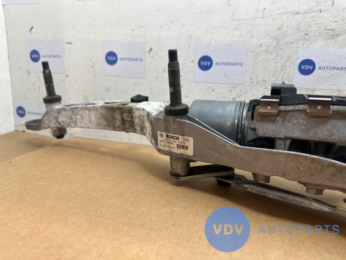 Wiper motor + mechanism Mercedes E-Klasse