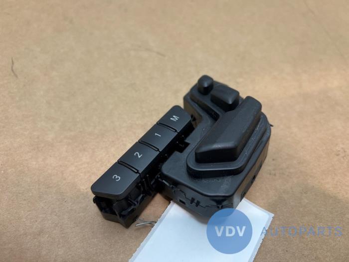 Przelacznik pozycji fotela Mercedes E-Klasse