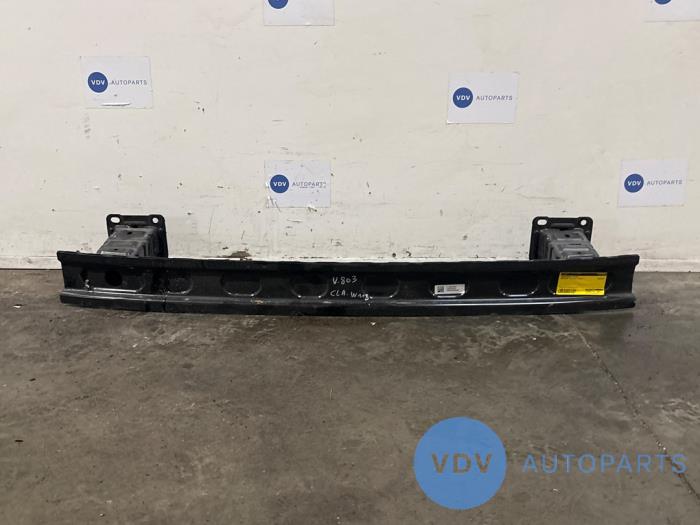 Belka podwozia tyl Mercedes CLA