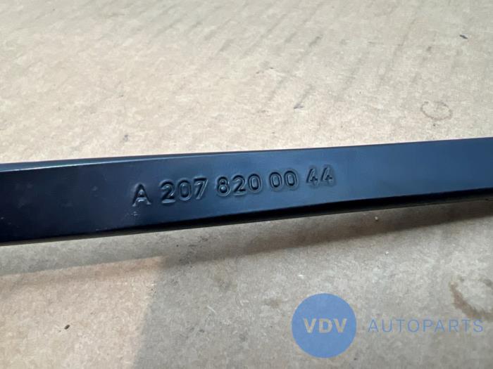 Scheibenwischerarm vorne Mercedes C-Klasse