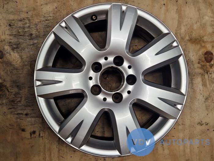 Obrecz Mercedes C-Klasse