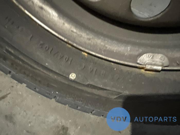 Reserverad Mercedes Vito