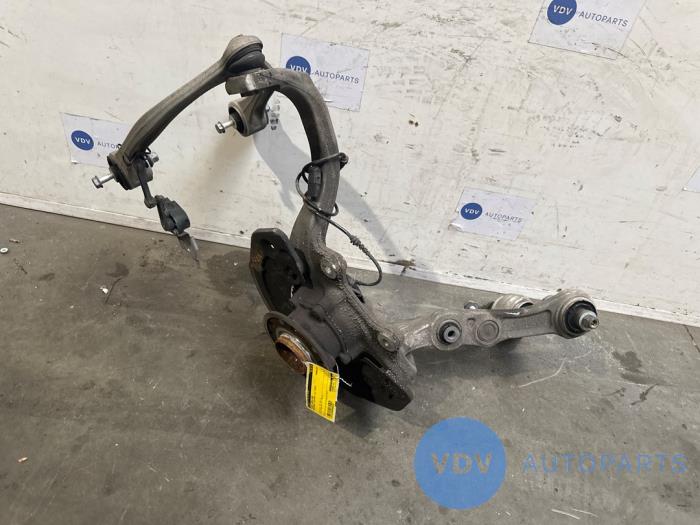 Knuckle, front left Mercedes E-Klasse