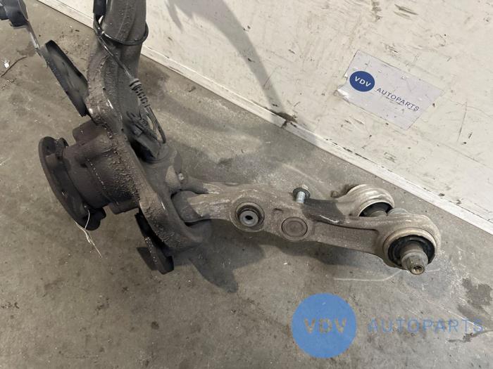 Knuckle, front left Mercedes E-Klasse