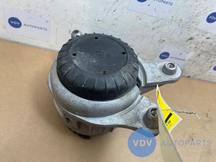 Engine mount Mercedes E-Klasse
